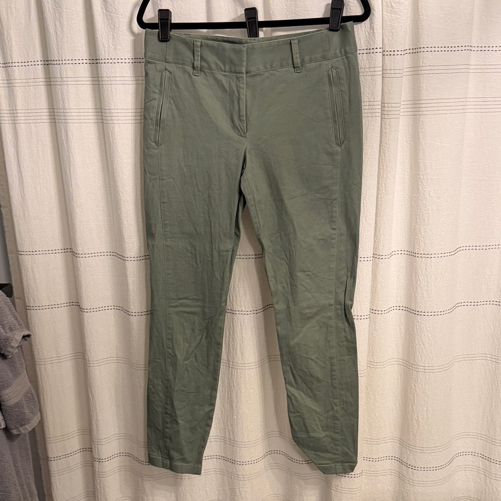 LOFT Modern Fit Green Trousers
